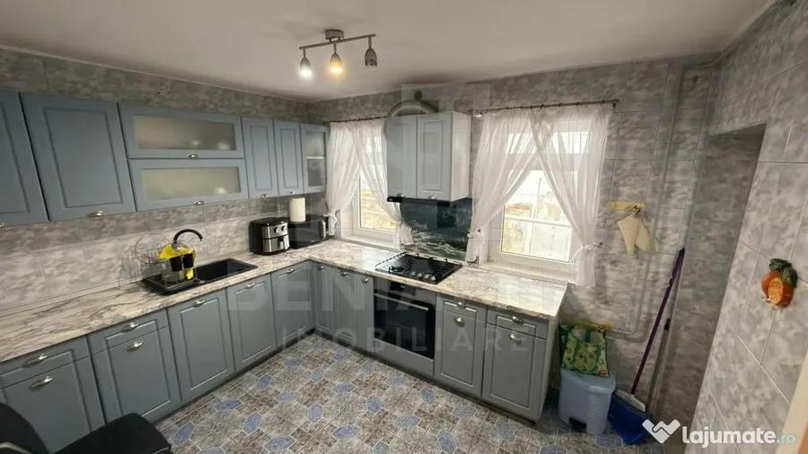 Casă cu 4 camere cu Teren 600 Mp în Central