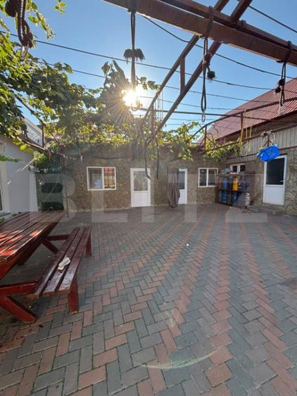 Casa de vanzar 300 mp, teren 36 Arii, zona Hantesti - 15