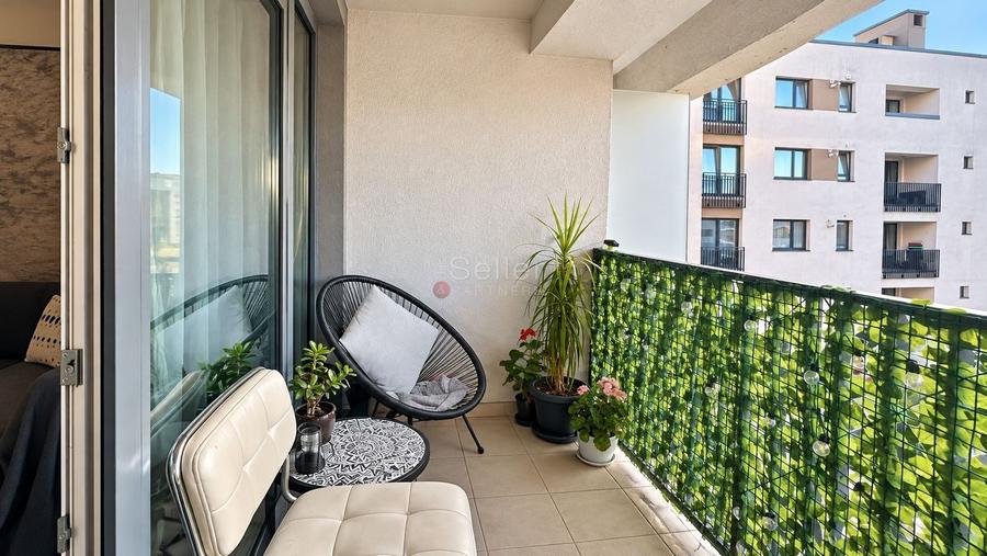 Apartament cu 2 camere decomandat, mobilat în Tractorul