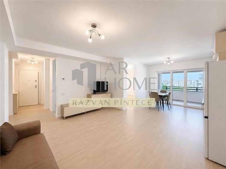 Apartament cu 4 camere decomandat, mobilat în Ultracentral