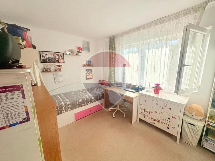 Apartament cu 2 camere semidecomandat în Rogerius