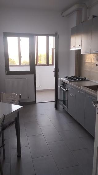 Apartament cu 2 camere decomandat în Valea Adâncă
