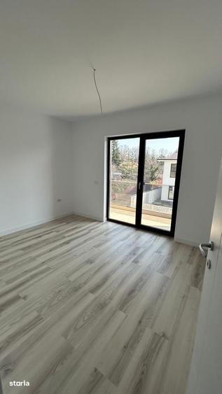 Apartament cu 3 camere în Păulești