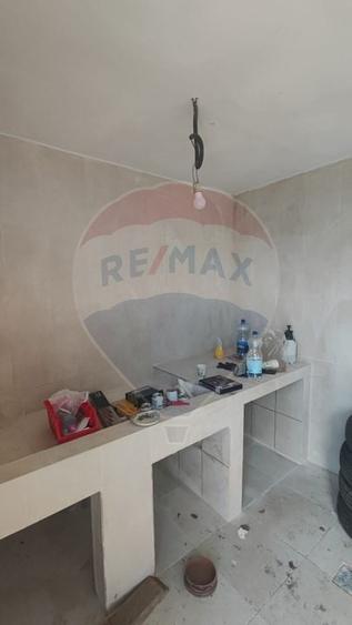 Casă cu 5 camere cu Teren 2324 Mp în Fughiu