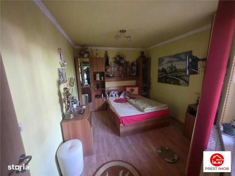 Casă cu 4 camere în Lefaia