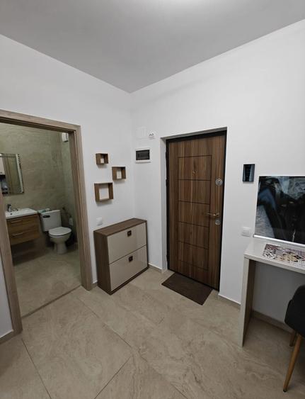 Apartament cu 2 camere decomandat în Berceni