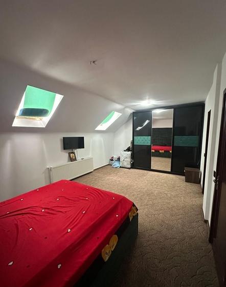 Apartament cu 4 camere decomandat, mobilat în Cioplea
