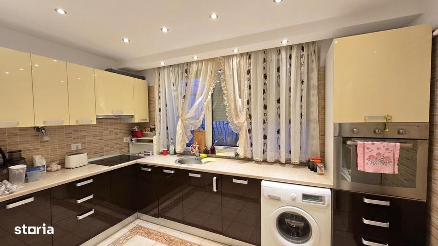 Apartament cu 3 camere în Ultracentral