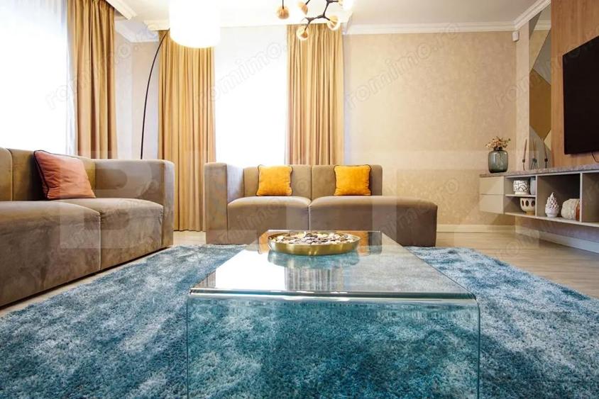 Casă cu Teren 760 Mp în Central