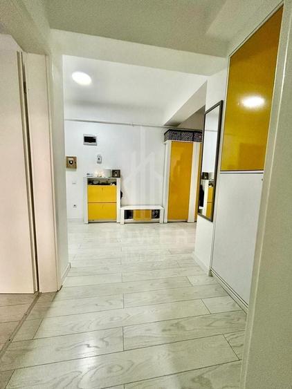 Apartament cu 3 camere decomandat, mobilat în Turnișor