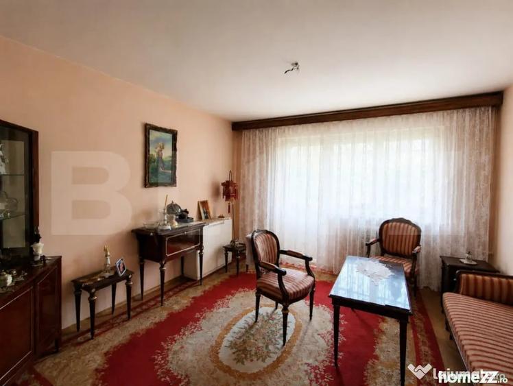 Apartament cu 3 camere decomandat în Progresul