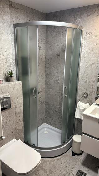 Apartament cu 2 camere, mobilat în Colentina