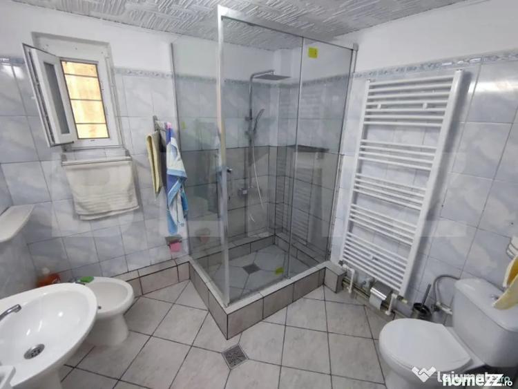 Casă cu 3 camere cu Teren 130 Mp în Central
