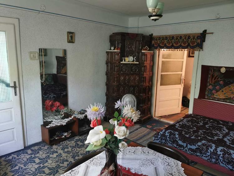 Casă cu 3 camere în Central