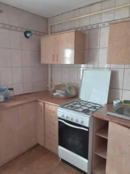 Apartament cu 3 camere decomandat în Unirii Sud