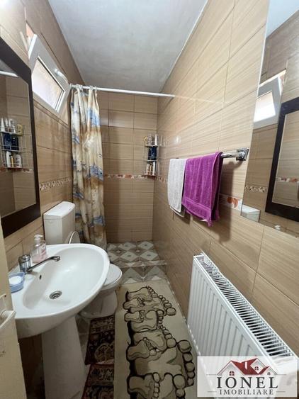 Casă individuală cu 3 camere cu Canalizare în Sântimbru