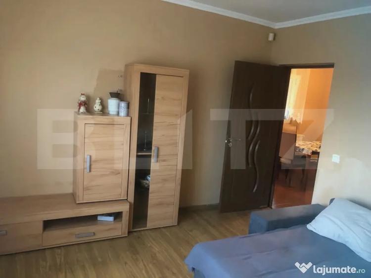 Casă cu 5 camere cu Teren 3000 Mp în Botiz