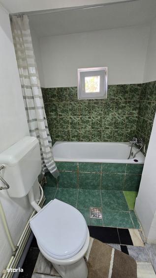 Casă cu 2 camere cu Canalizare în Chitila