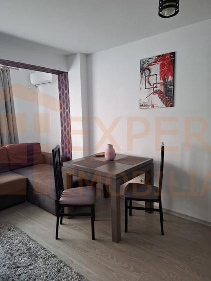 Apartament cu 2 camere decomandat, mobilat în Energia