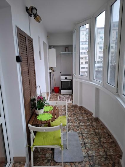 Garsonieră decomandată în Calea București