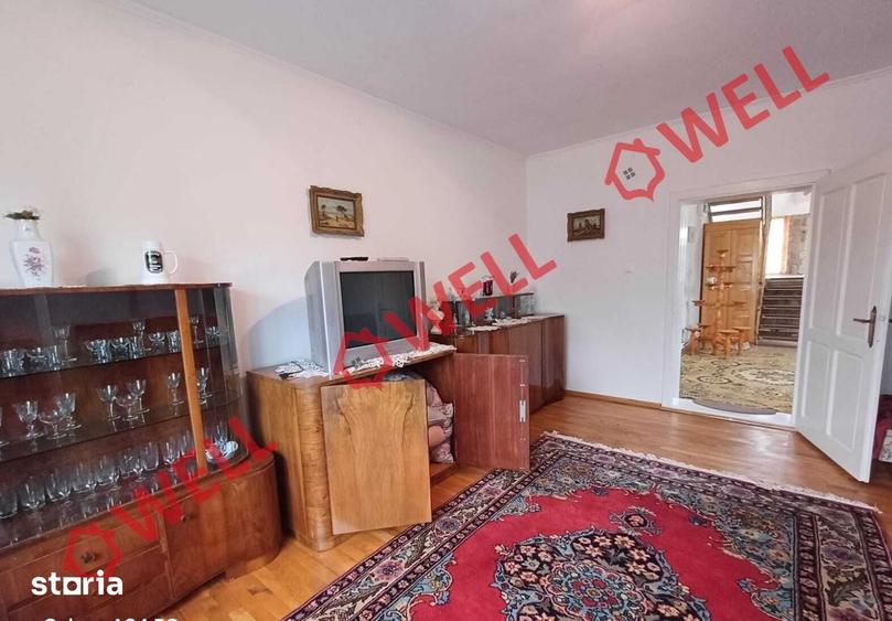 Casă cu 4 camere cu Teren 2718 Mp în Întorsura Buzăului