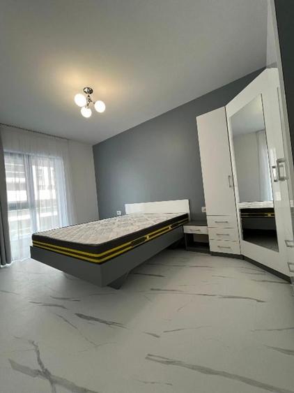 Apartament cu 2 camere semidecomandat în Aviației