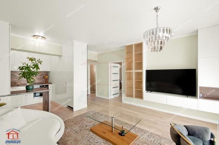 Apartament cu 2 camere decomandat, mobilat în Faleză