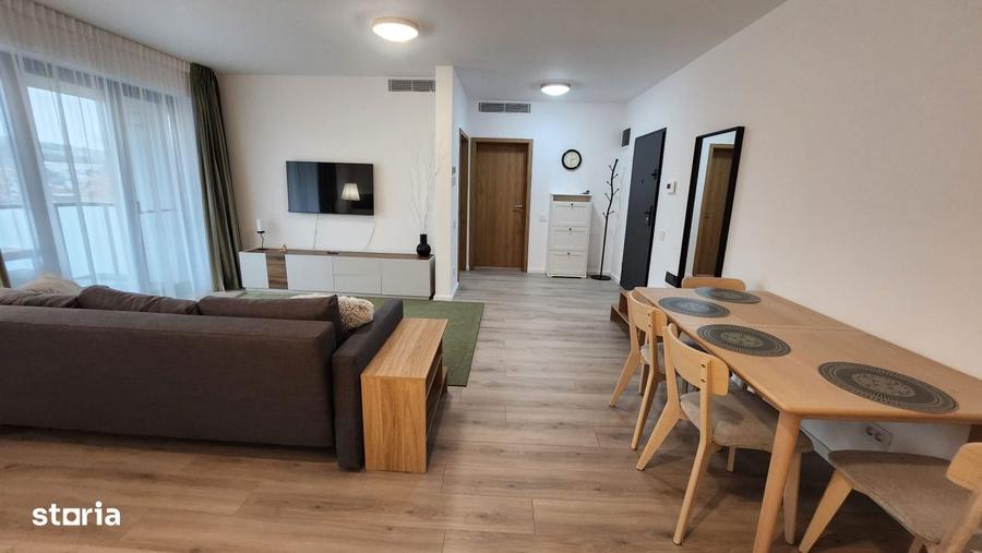 Apartament cu 2 camere semidecomandat în Gară