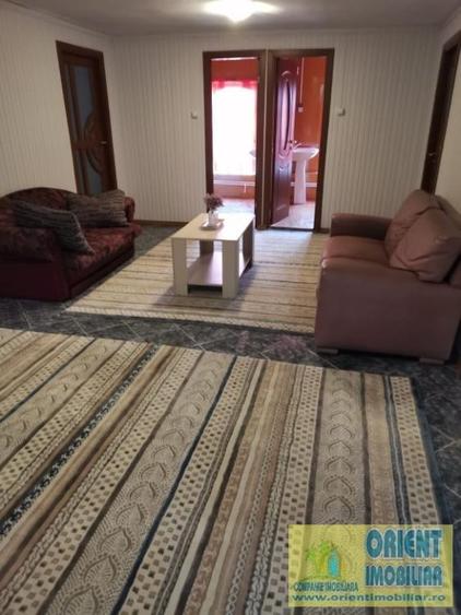 Casă individuală cu 5 camere cu Teren 350 Mp în Nord