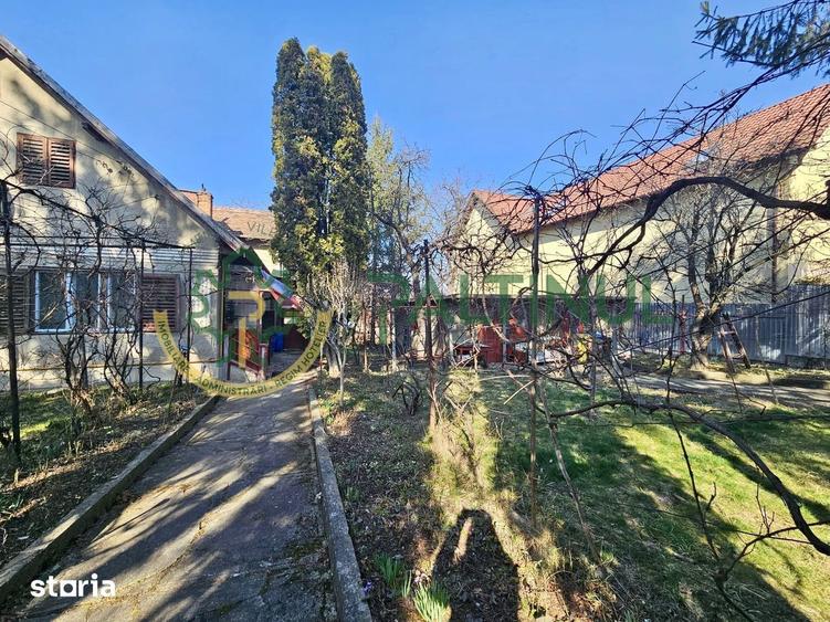 Casă cu 2 camere cu Canalizare în Trei Stejari