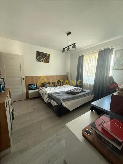 Casă cu 4 camere cu Teren 578 Mp în Central