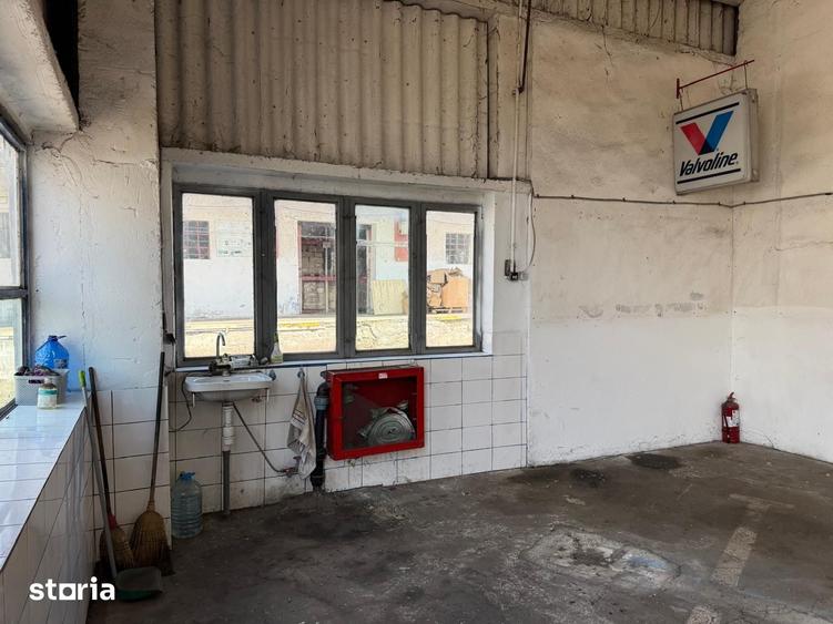 Spațiu comercial, de 80 mp, în Port