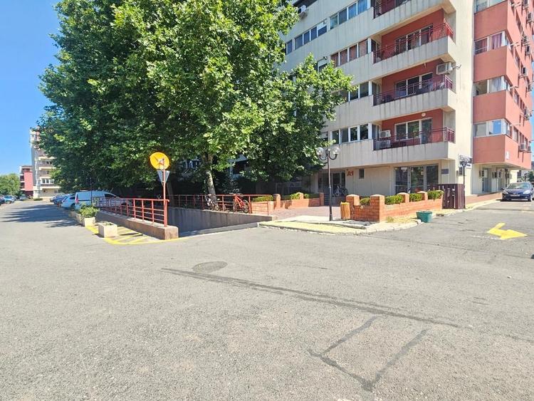 Prelungirea Ghencea, Ansamblul Primavara - 2 camere, decomandat, 76 mp, parcare. - 1
