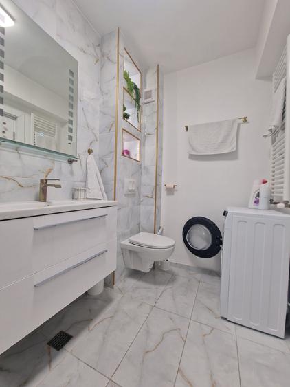 Apartament cu 2 camere semidecomandat în Tomis Plus