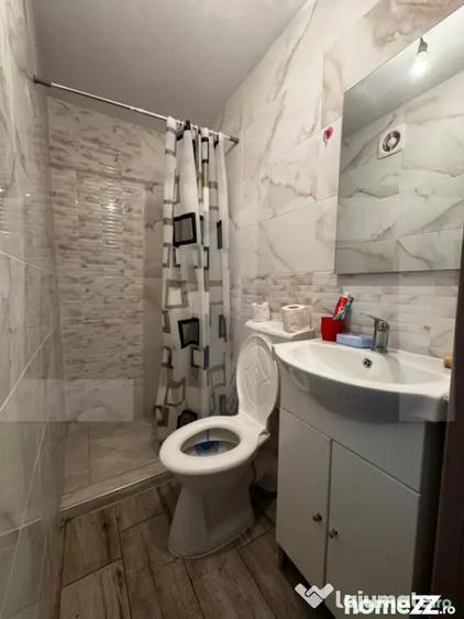Casă cu 2 camere cu Teren 2930 Mp în Central