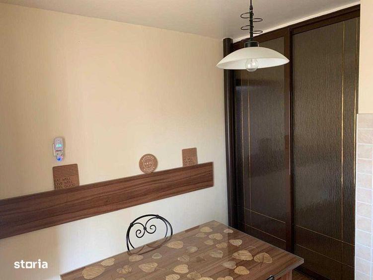 Apartament cu 3 camere decomandat în Rahova