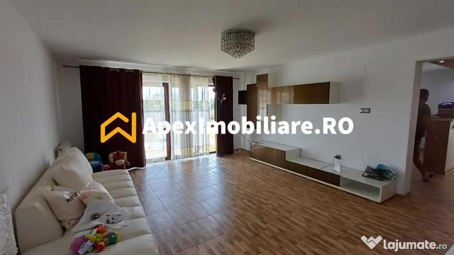 Casă cu 4 camere cu Teren 883 Mp în Varlaam