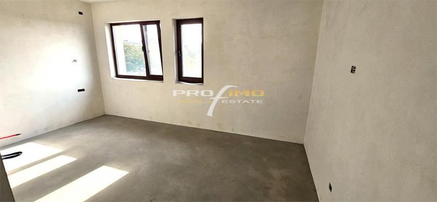 Apartament 3 camere intr o vila P 2E cu cate un apartament p - 13