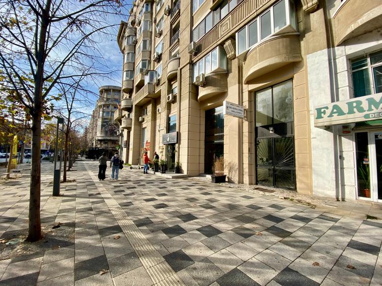 Spațiu comercial, de 125 mp, în Decebal