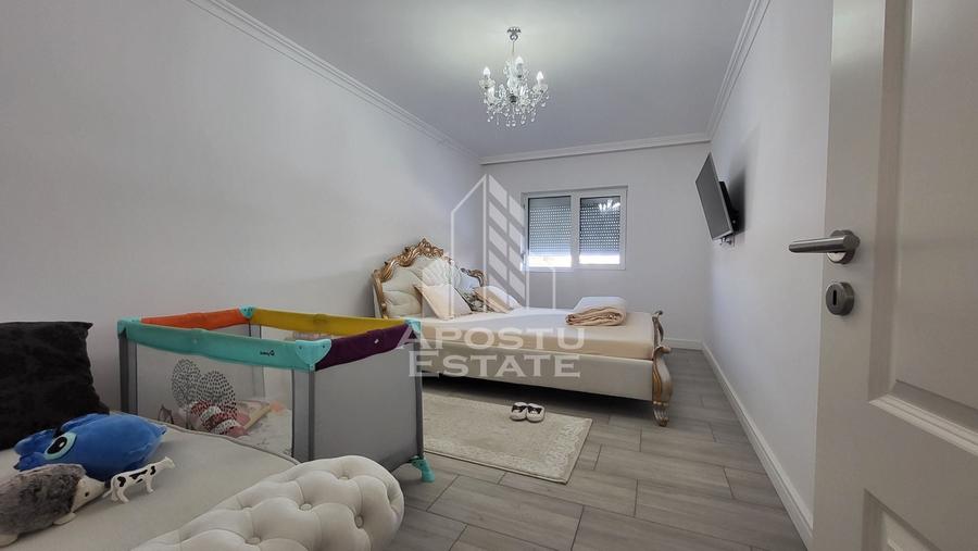 Duplex cu 4 camere cu Canalizare în Covaci