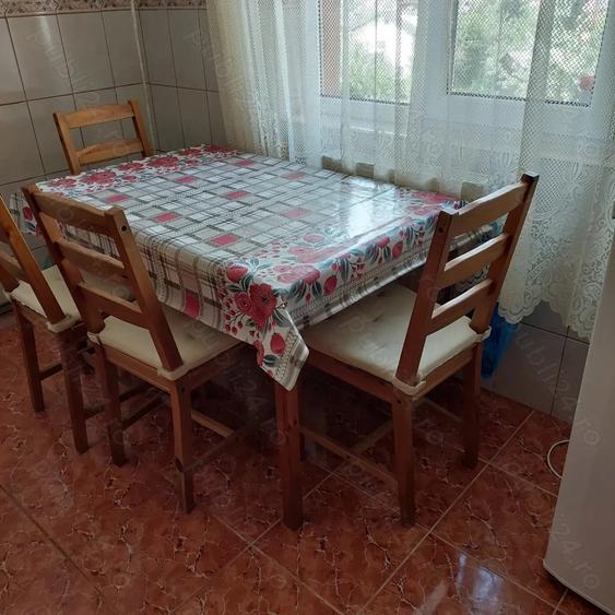 Casă cu 5 camere cu Teren 476 Mp în Central