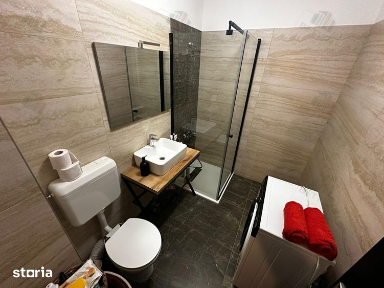 Apartament cu 2 camere decomandat în Sud — fotografia 3