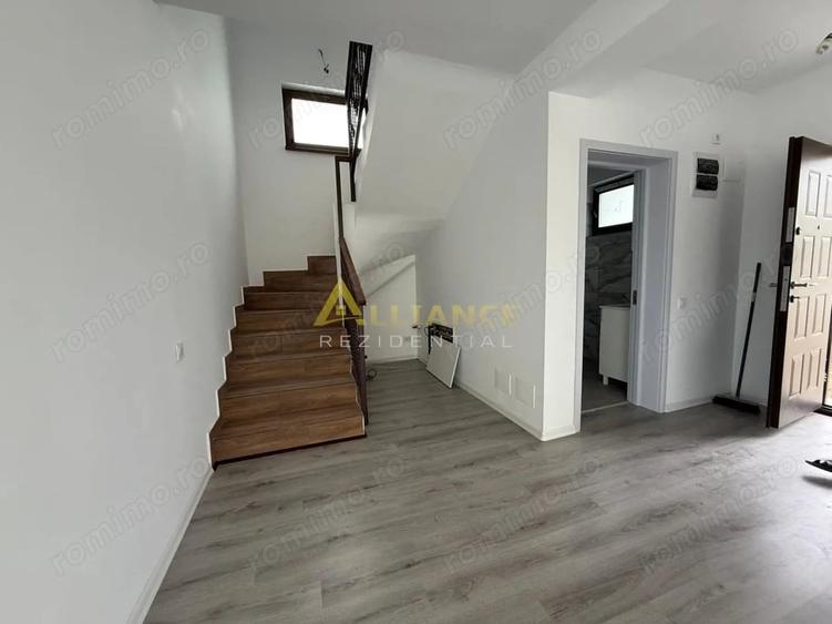 Casă cu 4 camere cu Teren 320 Mp în Berceni