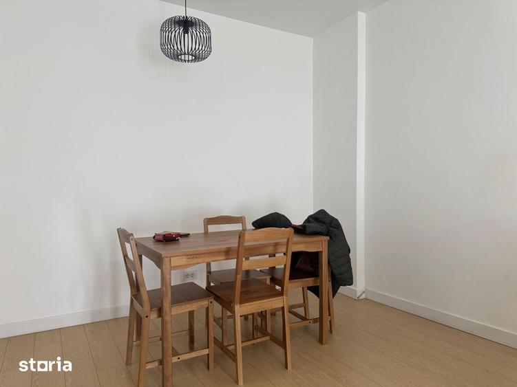 Apartament cu 2 camere decomandat în Baza 3