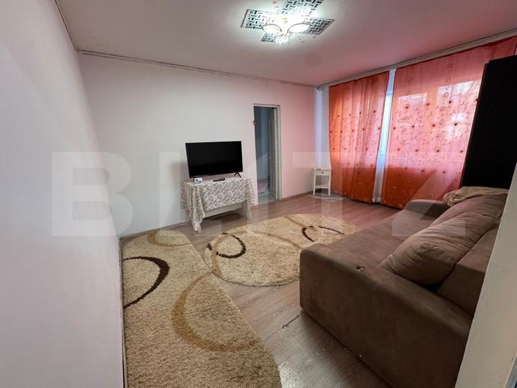 Apartament cu 2 camere nedecomandat, mobilat în Micro 11