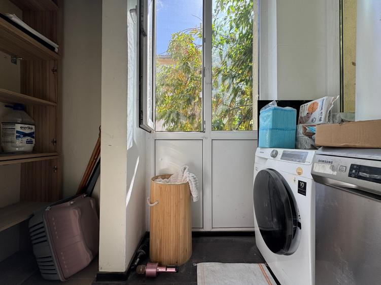 Apartament cu 2 camere decomandat în Primăverii