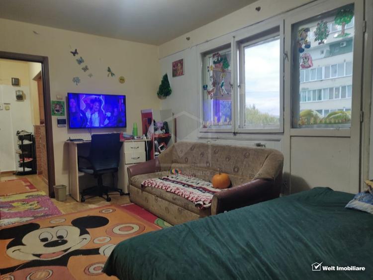 Apartament cu 3 camere semidecomandat în Gheorgheni