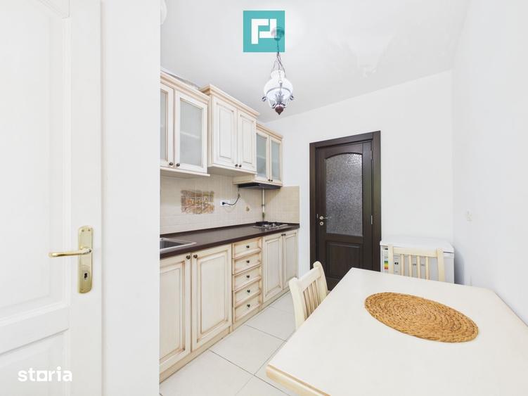 Apartament cu 3 camere decomandat în Ultracentral