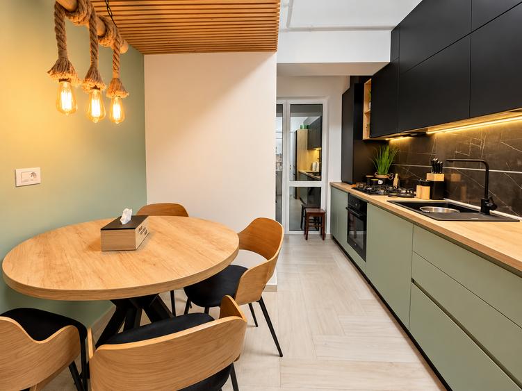Apartament cu 2 camere semidecomandat în Tătărași
