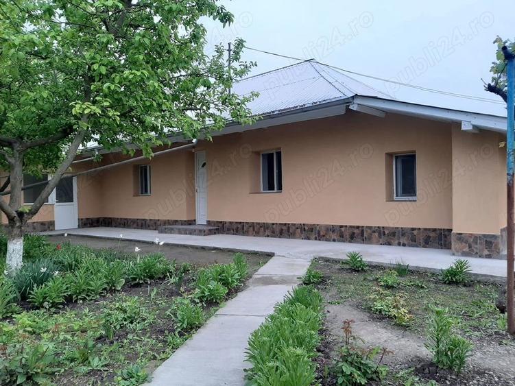 Casă cu Teren 980 Mp în Prisăcani